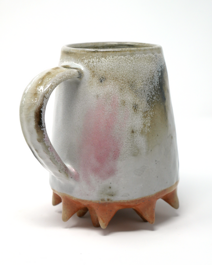 Spiked-bottom mug