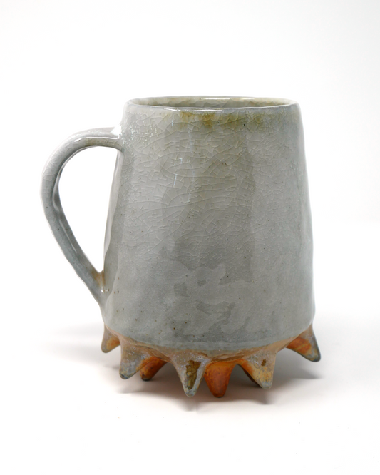 Spiked-bottom mug